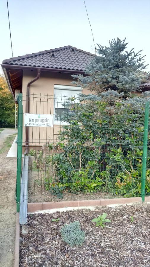 Orosháza Golden Apartman מראה חיצוני תמונה