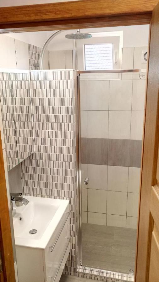 Orosháza Golden Apartman מראה חיצוני תמונה